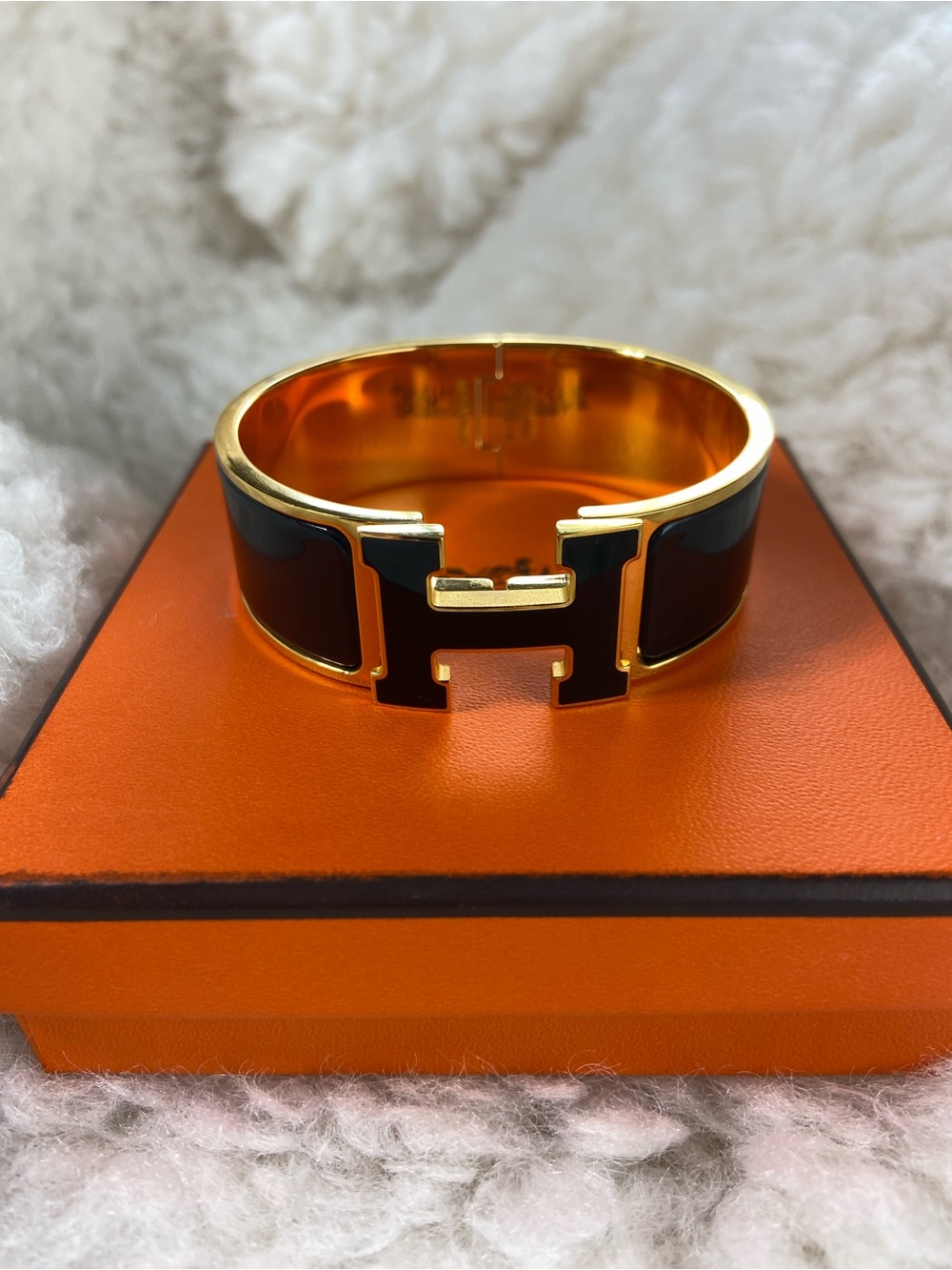 Hermes Le Bracelet H Clic Clac PM Wide Black Enamel Gold Plated Cuff Bracelet CH